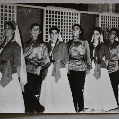 Armenische Folkloretanzgruppe in Bagdad